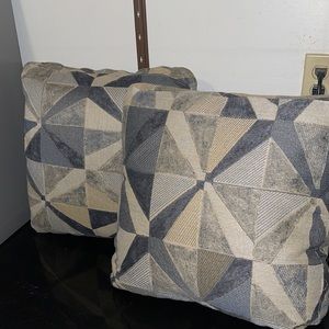 **Brand new Pillow Set**